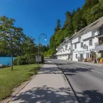 Πανσιόν Carman House Μπλεντ