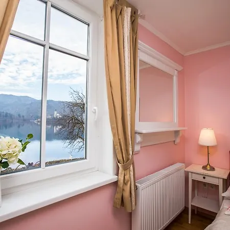 Guest house Carman House Bled