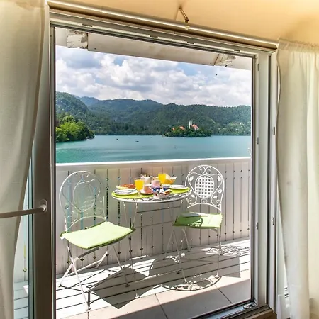 Carman House Guest house Bled