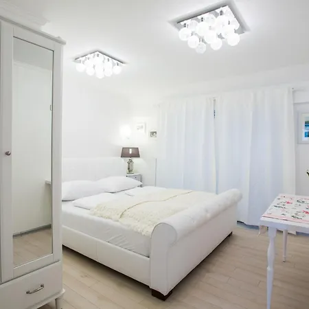 Carman House Guest house